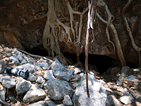 Cave entrance, Altitle